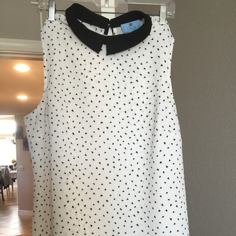 Woman’s sleeveless top